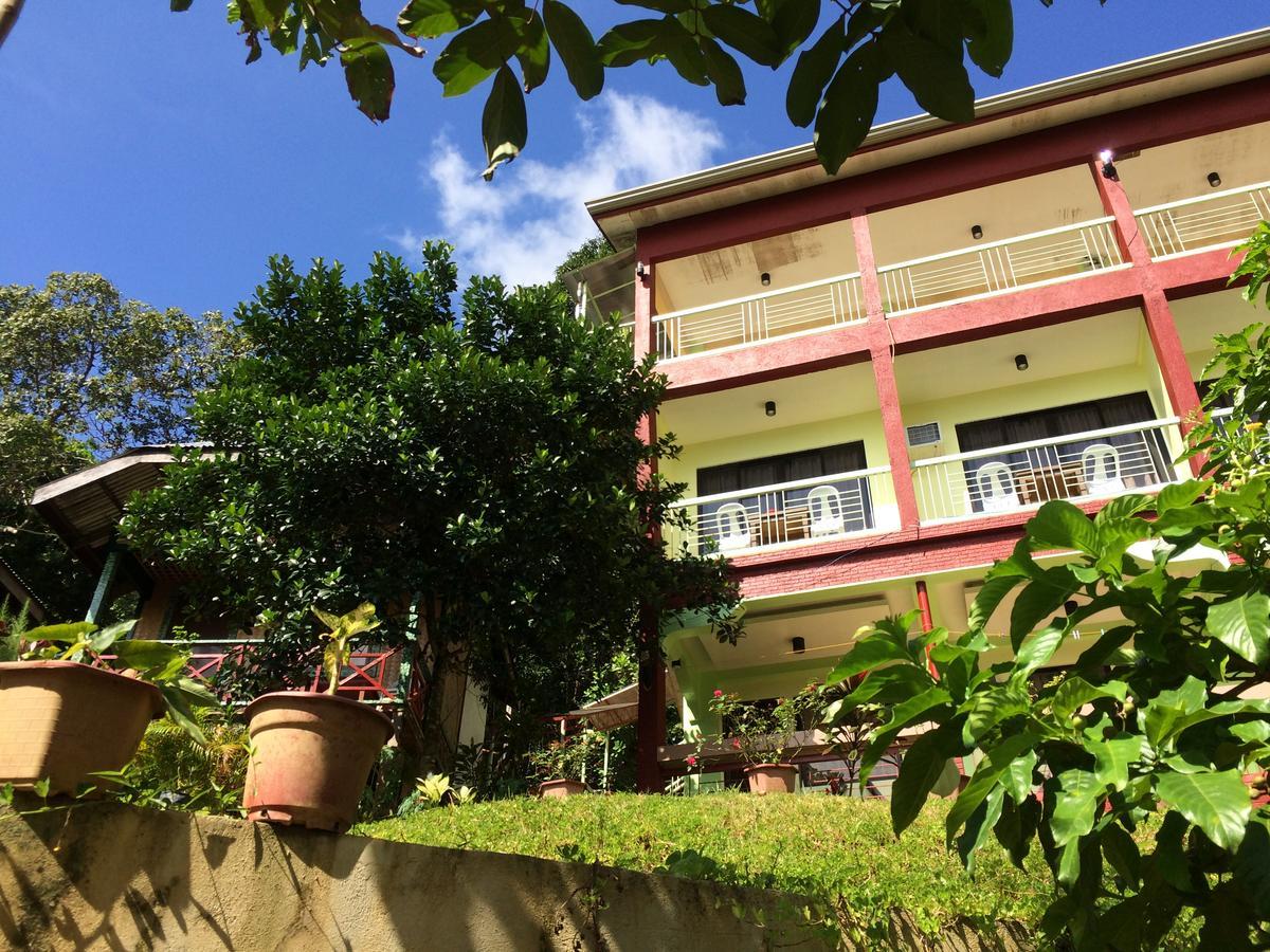 אל נידו Columbus Inn מראה חיצוני תמונה